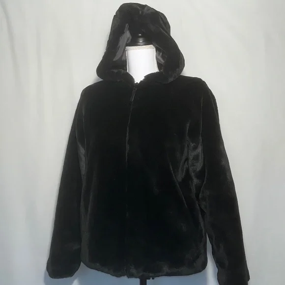 Incredibly Luxe Soft Black #FauxFur #Hoodie Coat Zip front